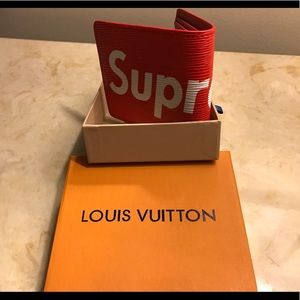 Supreme Wallet LV UA